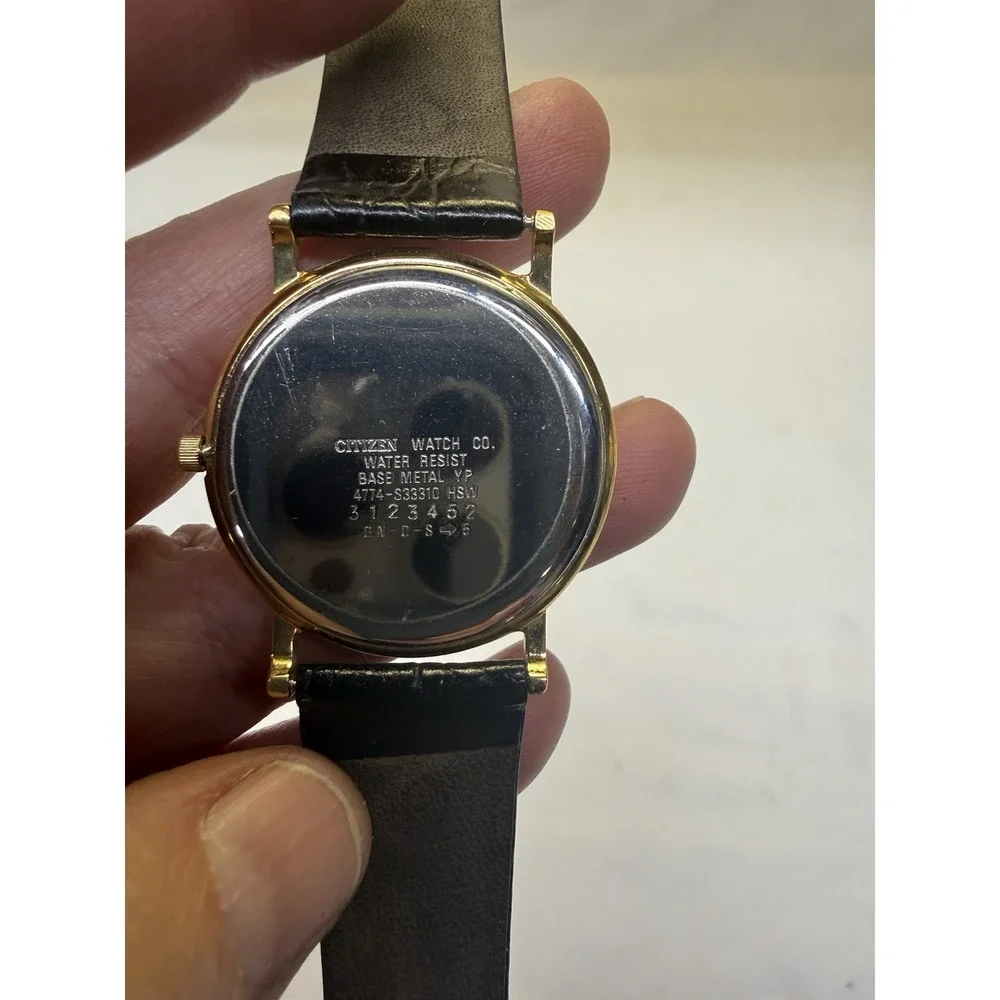 Citizen Men's Vintage 1990's Gold Plated Black Dial Wrist Watch Genuine Leather